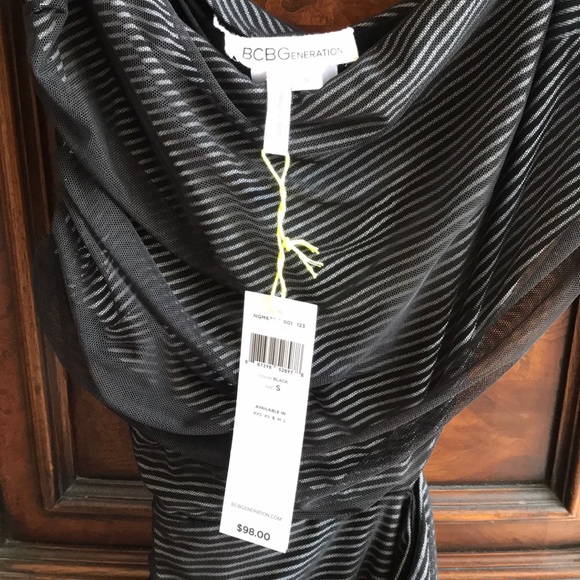 black and white stripped dress - BCBGeneration - Picture 4 of 4